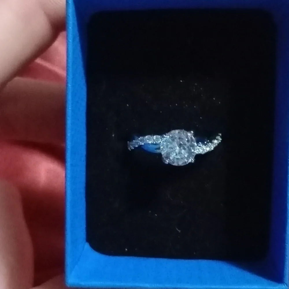 Ring - Picture 2 of 3